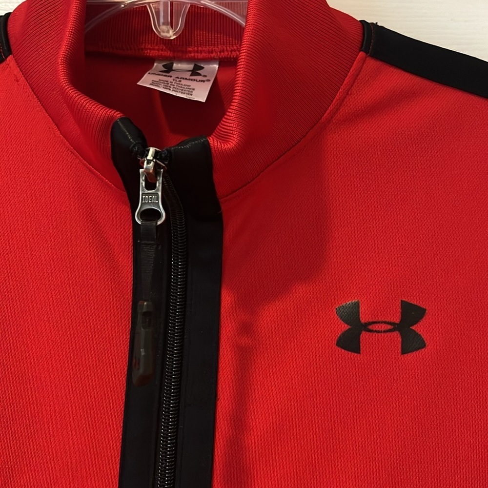 Youth Under Amour red zip up jacket Sz large - Picture 3 of 7